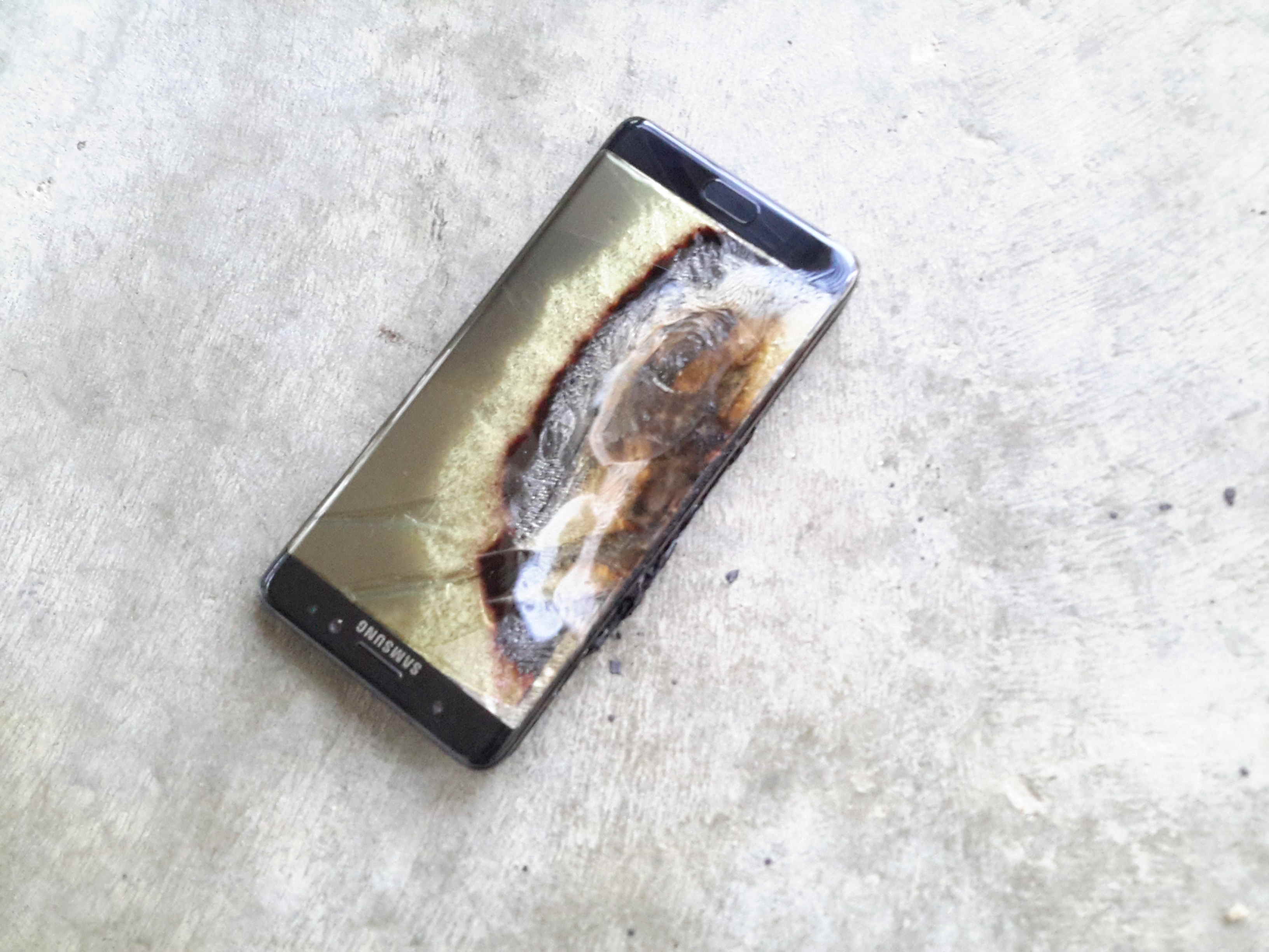 Samsung gives an exact explanation on why the Galaxy Note 7's batteries