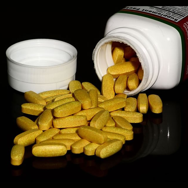 Are Multi Vitamins a Waste of Money? PHARMACISTBEN