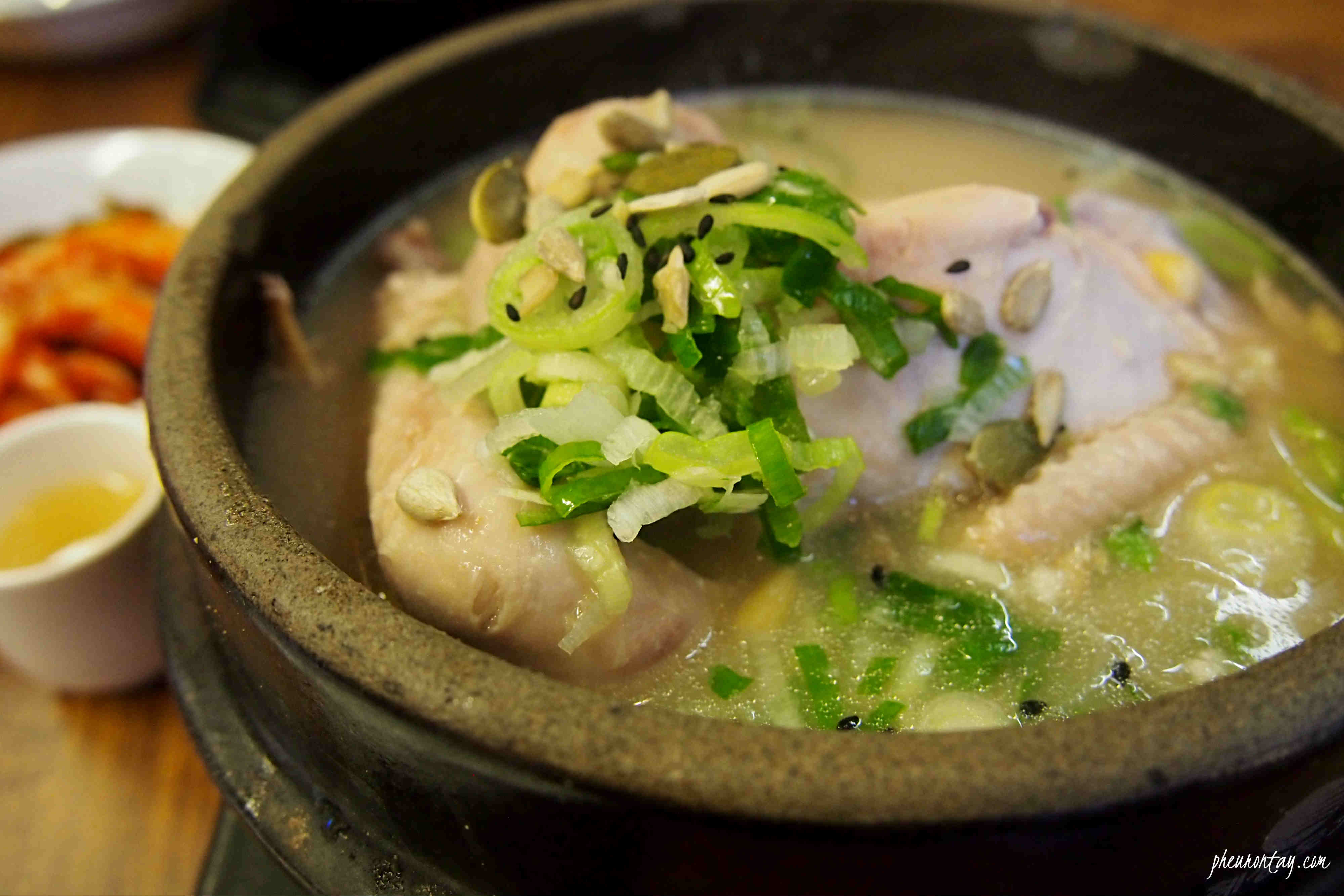 토속촌 Tosokchon Samgyetang Best Ginseng Chicken In Seoul Pheuron Tay