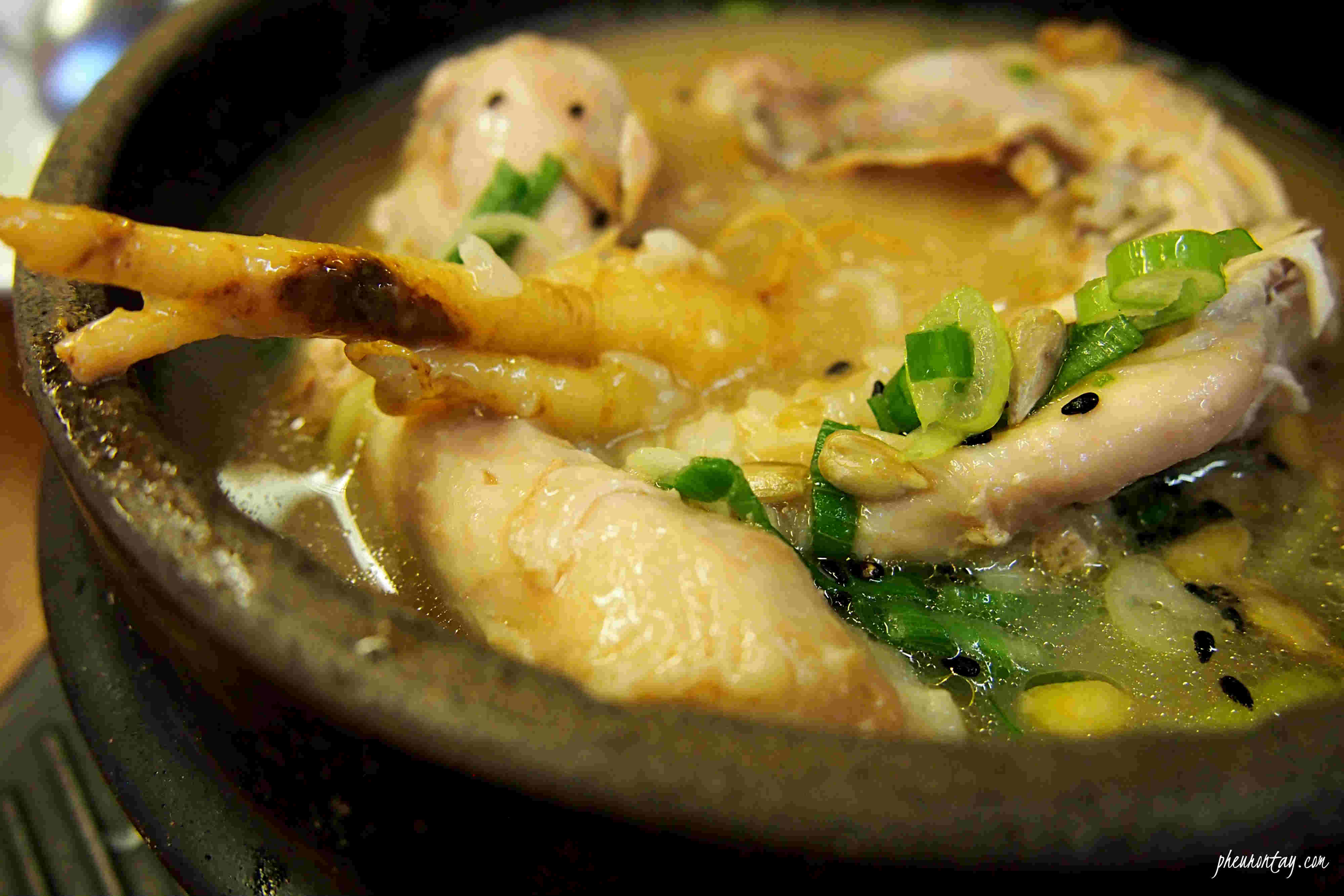 토속촌 Tosokchon Samgyetang Best Ginseng Chicken In Seoul Pheuron Tay