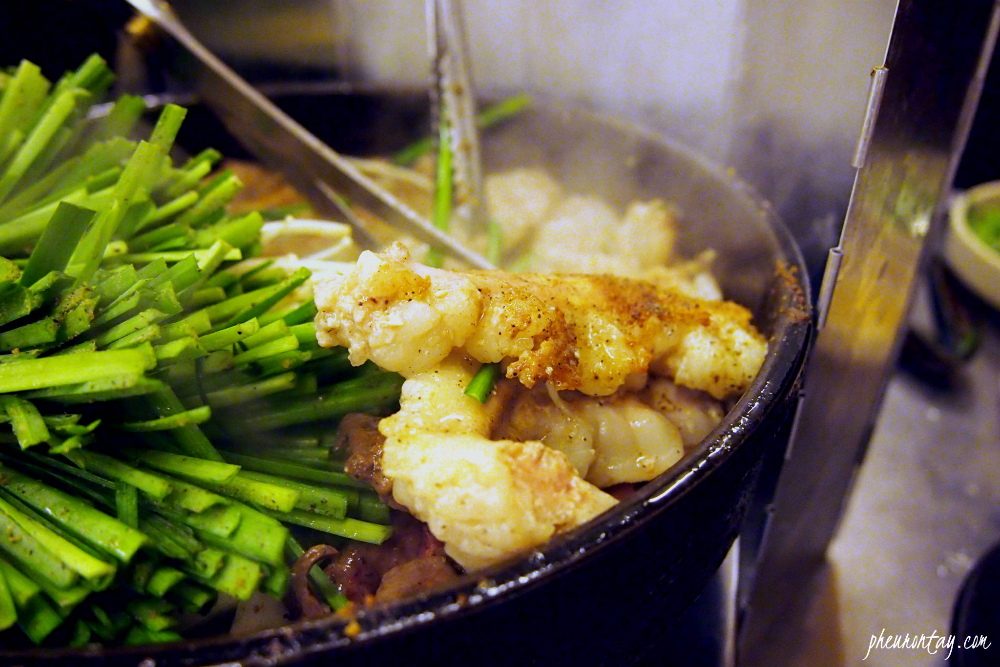 신촌 황소곱창구이 Korean Beef Intestines BBQ Sinchon The Calm Chronicle A