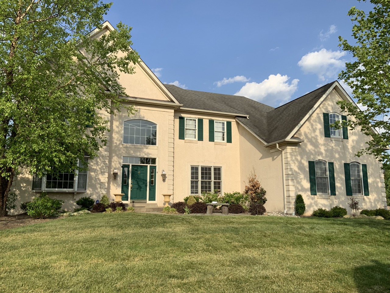 New Siding, Windows Refresh Harleysville Home