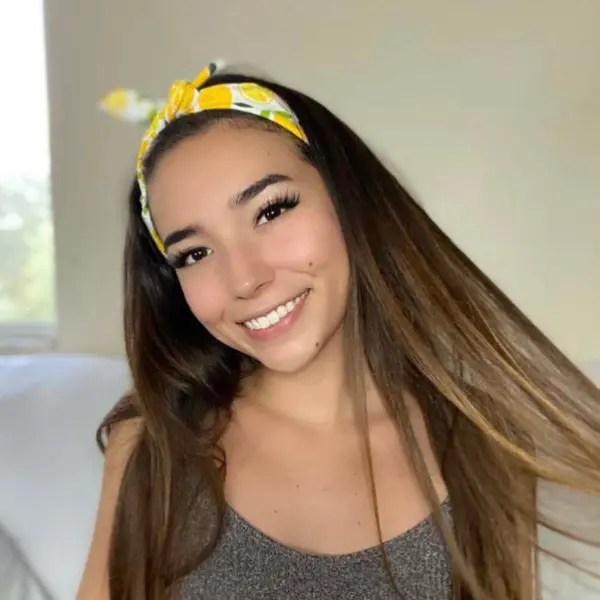Best Autumn Falls OnlyFans Alternatives in 2024(04)