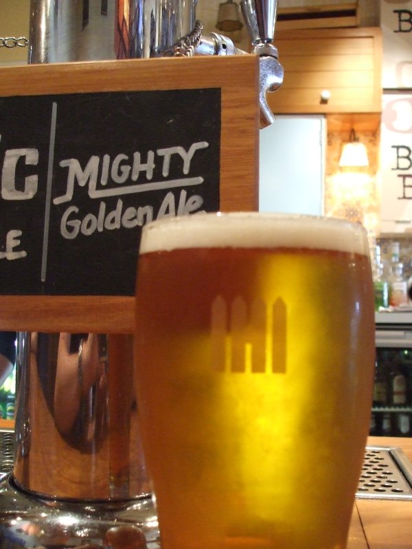 House on Hood, and House / Croucher ‘Mighty’ Golden Ale Beer Diary