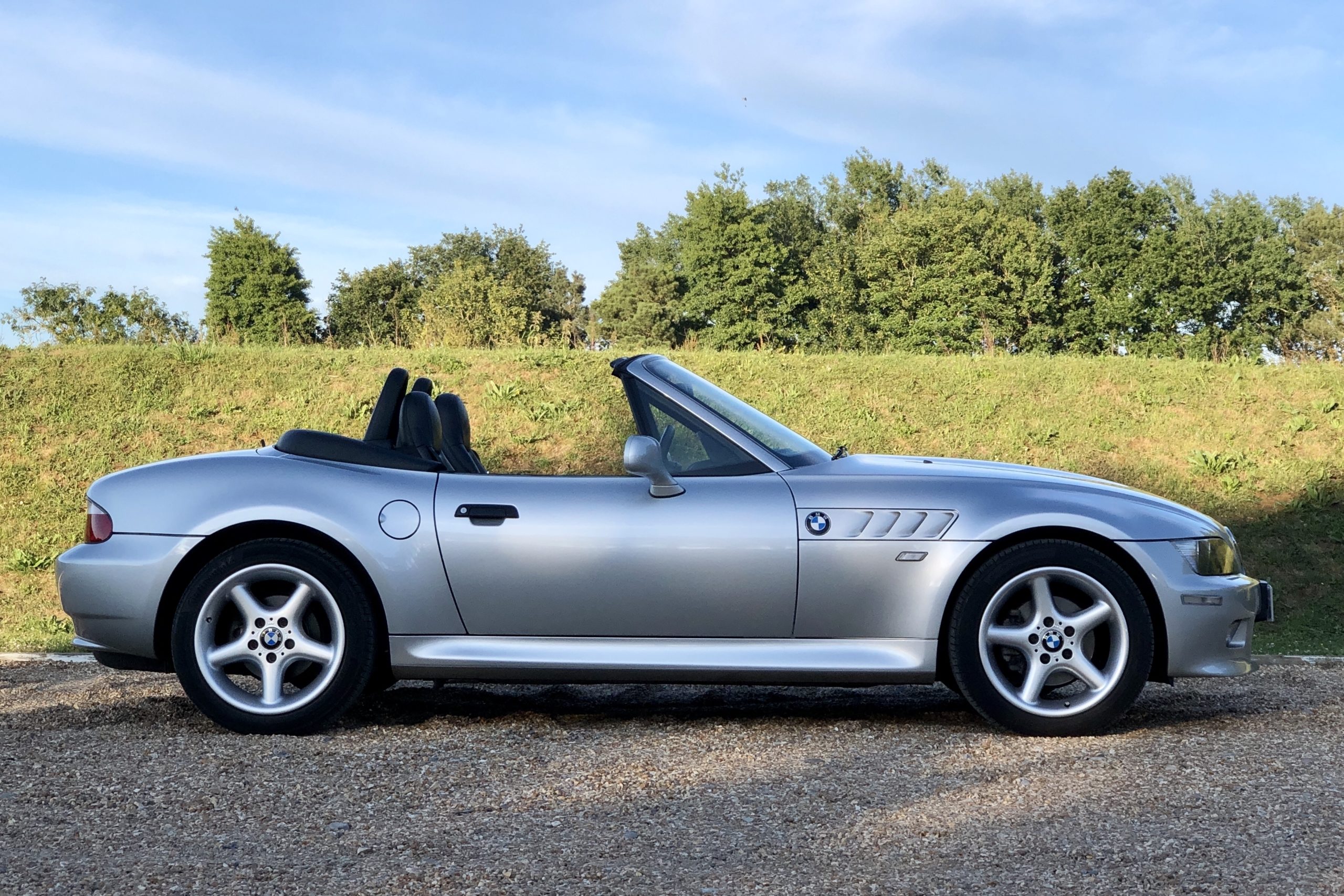 2001 BMW Z3 2.2i Roadster Philip Raby Specialist Cars