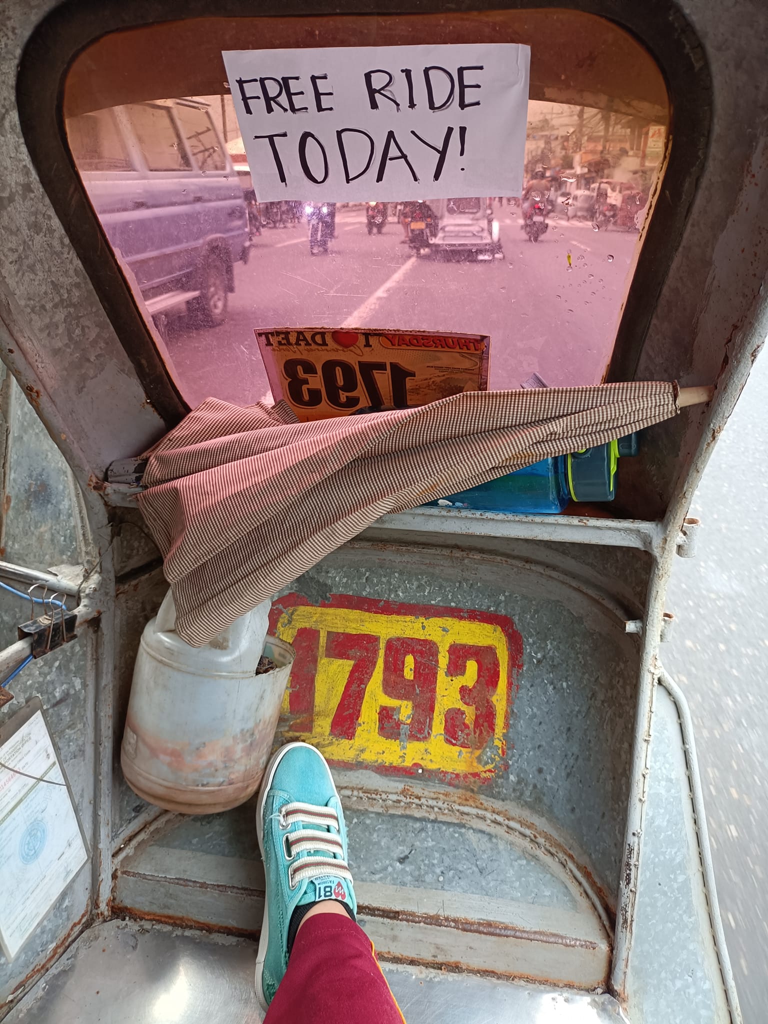 Tricycle Driver Gives Free Rides for His Birthday Celebration
