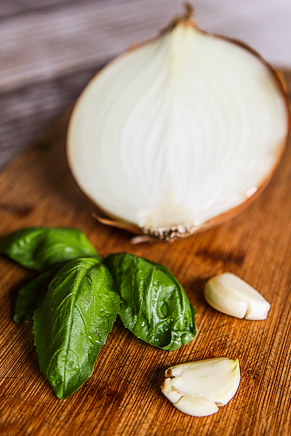 basil garlic onion