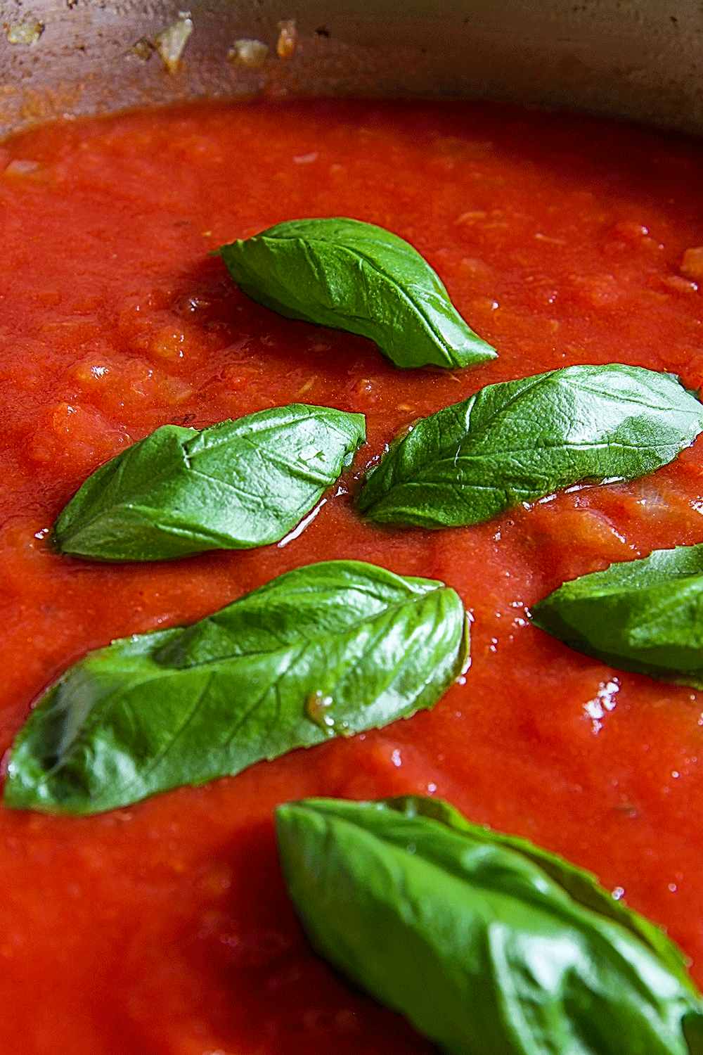 basil tomato sauce