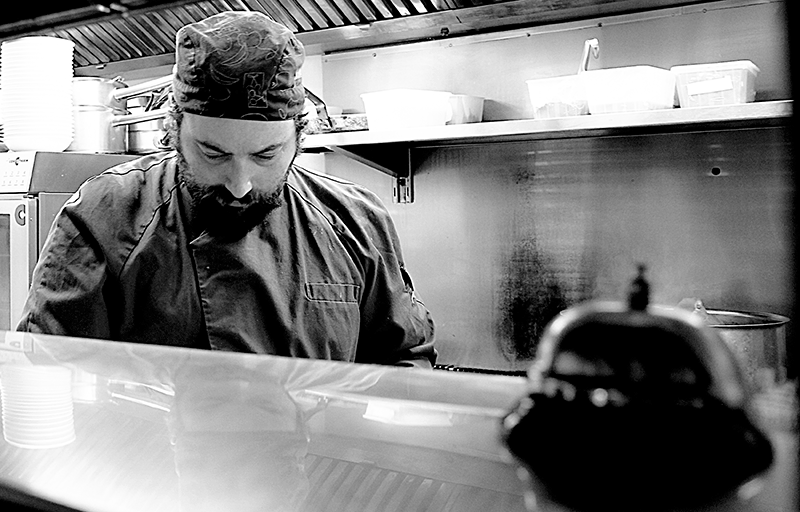 Jaja Max Monaco - what and where to eat in Paris