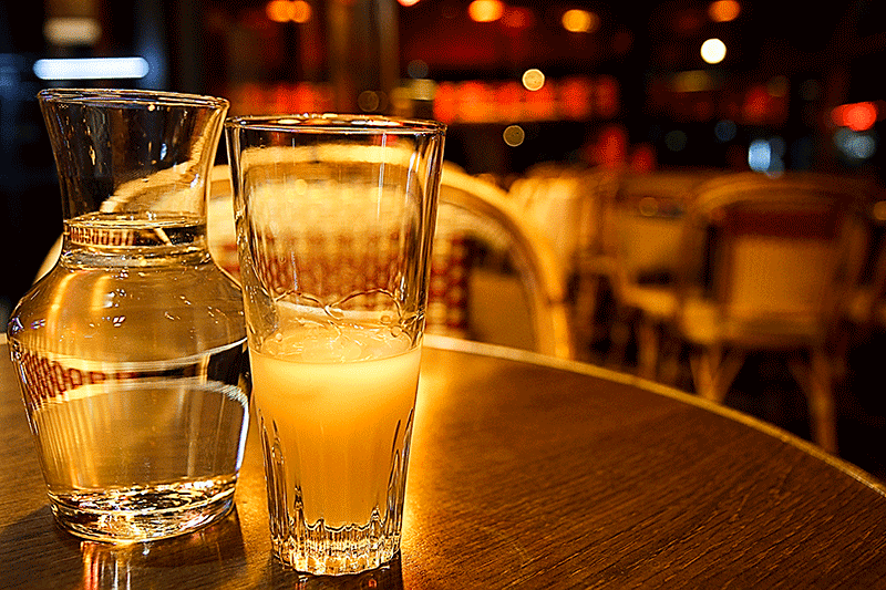 Pastis - what and where to eat in Paris