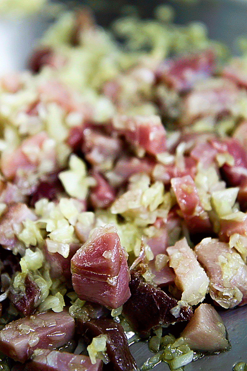 Pasta with Italian prosciutto and green peas philosokitchen