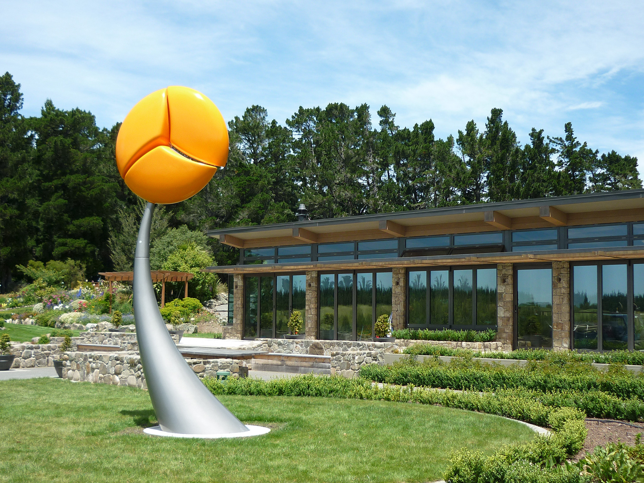 P1000751 Phil Price Sculpture