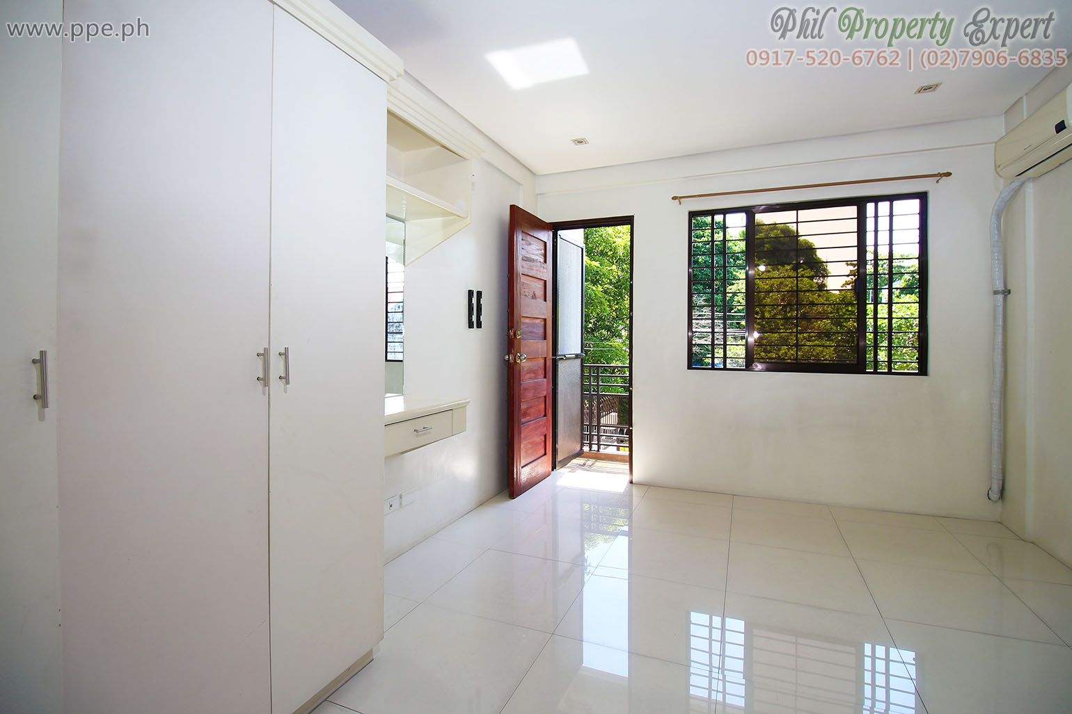 Rent 3 bedroom townhouse in Perseveranda III Quezon City