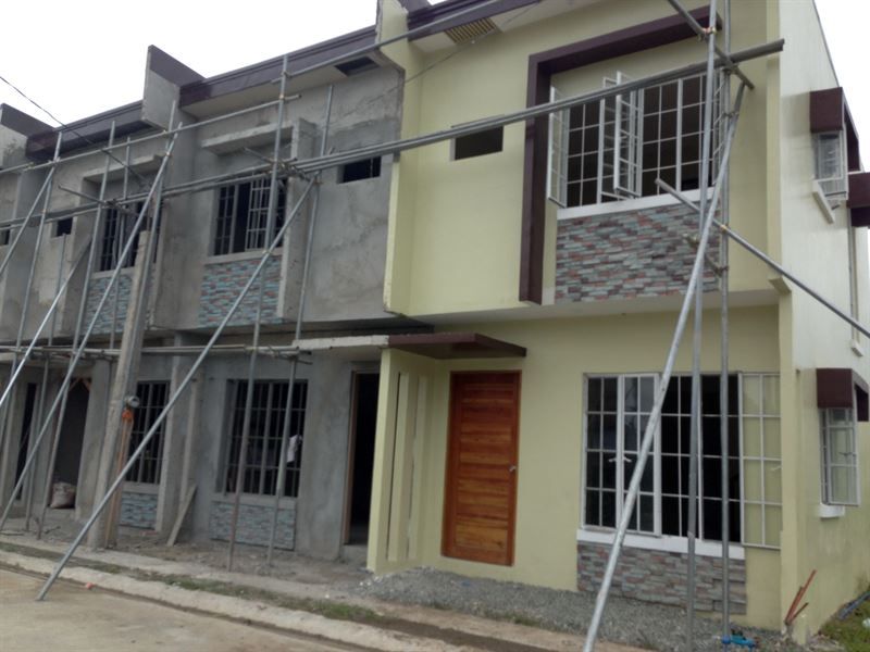 House and Lot for sale in Binan, Laguna PHILREP Realty Corporation