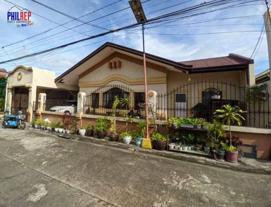 RUSH! 3Bedroom Bungalow House for Sale near SM Bacoor (CLEAN TITLE