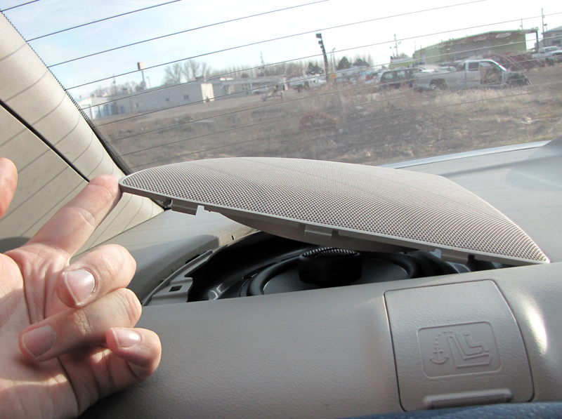 The tutorial for replacing the trunk torsion bars with gas springs