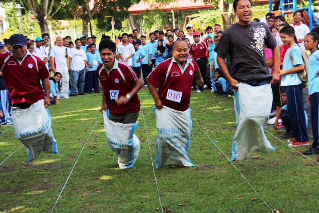 Sejarah Lomba Balap Karung Ternyata Bukan Dari Jepang