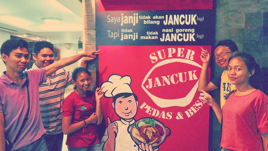 Nasi Goreng Jancuk, Buronan Kuliner 'Big & Hot' di Surabaya