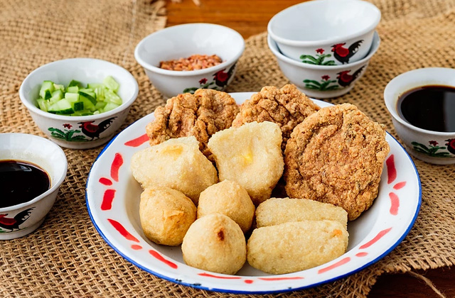 Sejarah Pempek Palembang, Kuliner Otentik yang Melekat di Hati