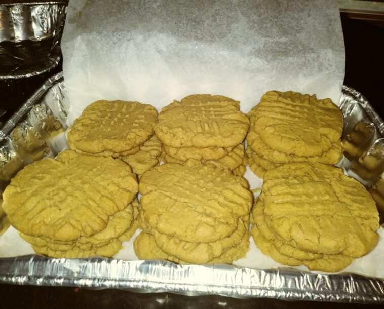 Crispy Peanut Butter Cookies Phitip Recipes