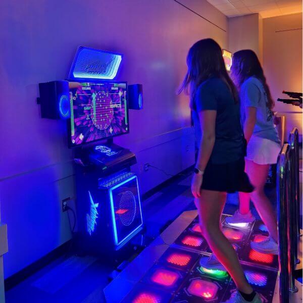 StepmaniaX Dancing Machine Rental Atlanta's Phoenix Amusements
