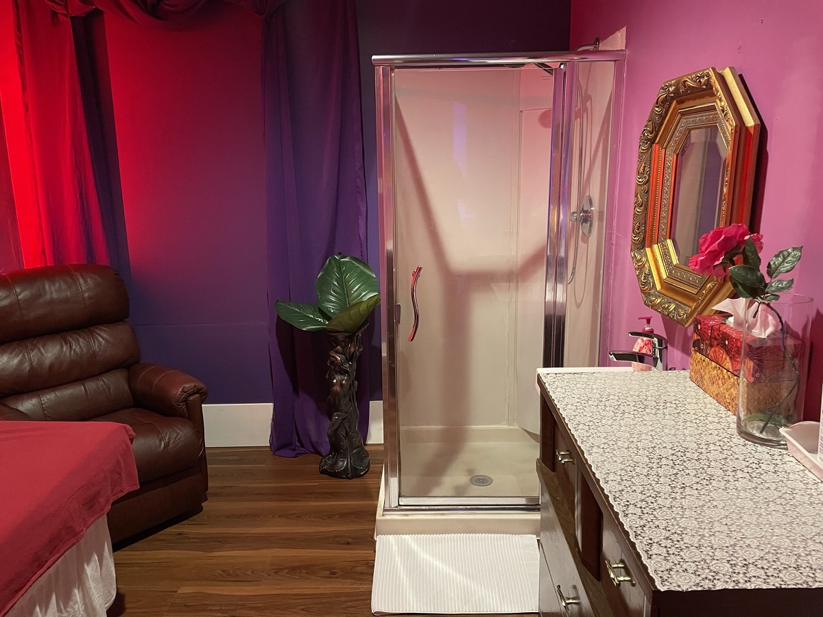 Facility Phoenix Massage Vancouver