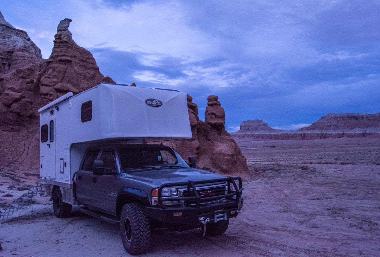 ALL CUSTOM HARD SIDE FLATBED PHOENIX CAMPER Phoenix Pop Up