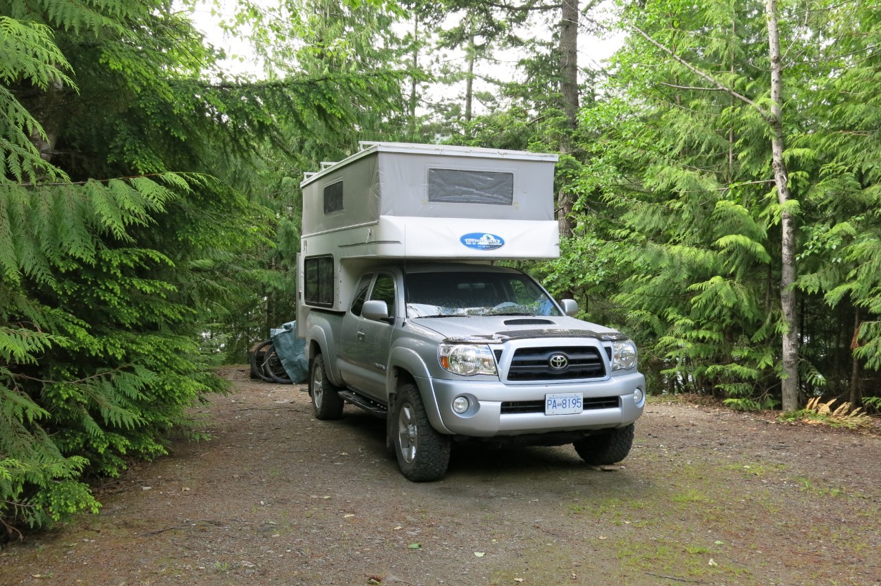 2010 camper Phoenix Pop Up Campers