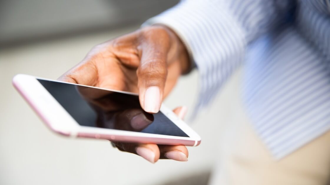 Why your phone keeps turning off and How to Fix it » PhoneCorridor