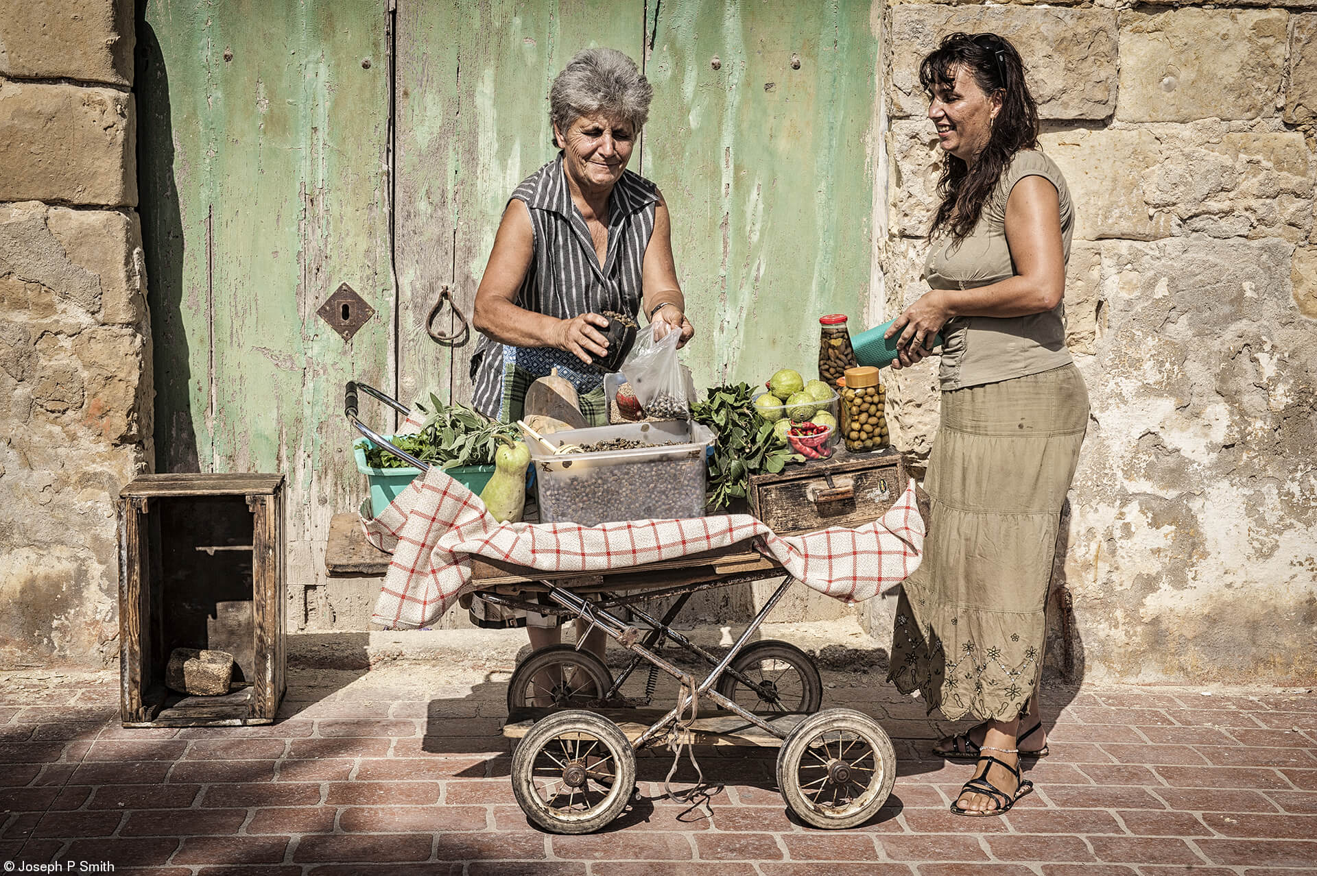 Pink lady Food Photographer of the Year 2022 Competition Opens for