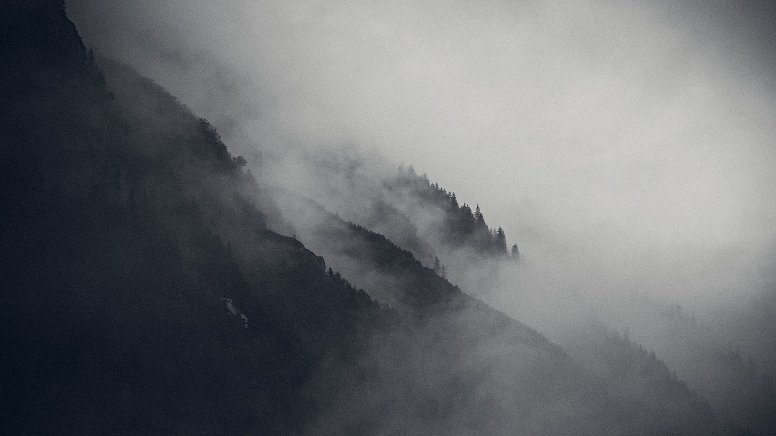 Moody landscape photography at the "mountains of madness" Photofocus