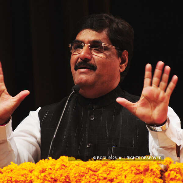 Gopinath Munde is survived by three daughters —Pritam, Pankaja and