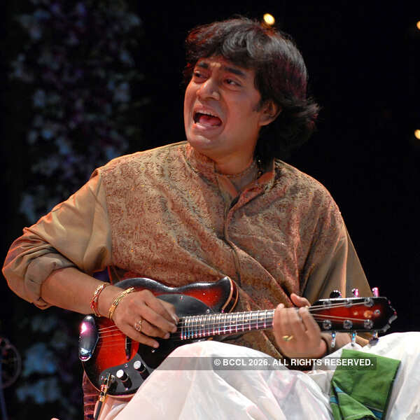 Musician Mandolin Srinivas passes away Pics Musician Mandolin