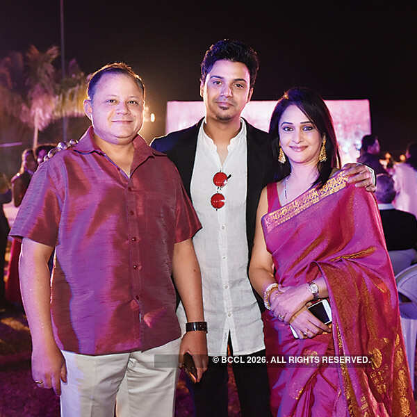 Ruchir, Virajas and Mrinal Kulkarni during the wedding ceremony of TV