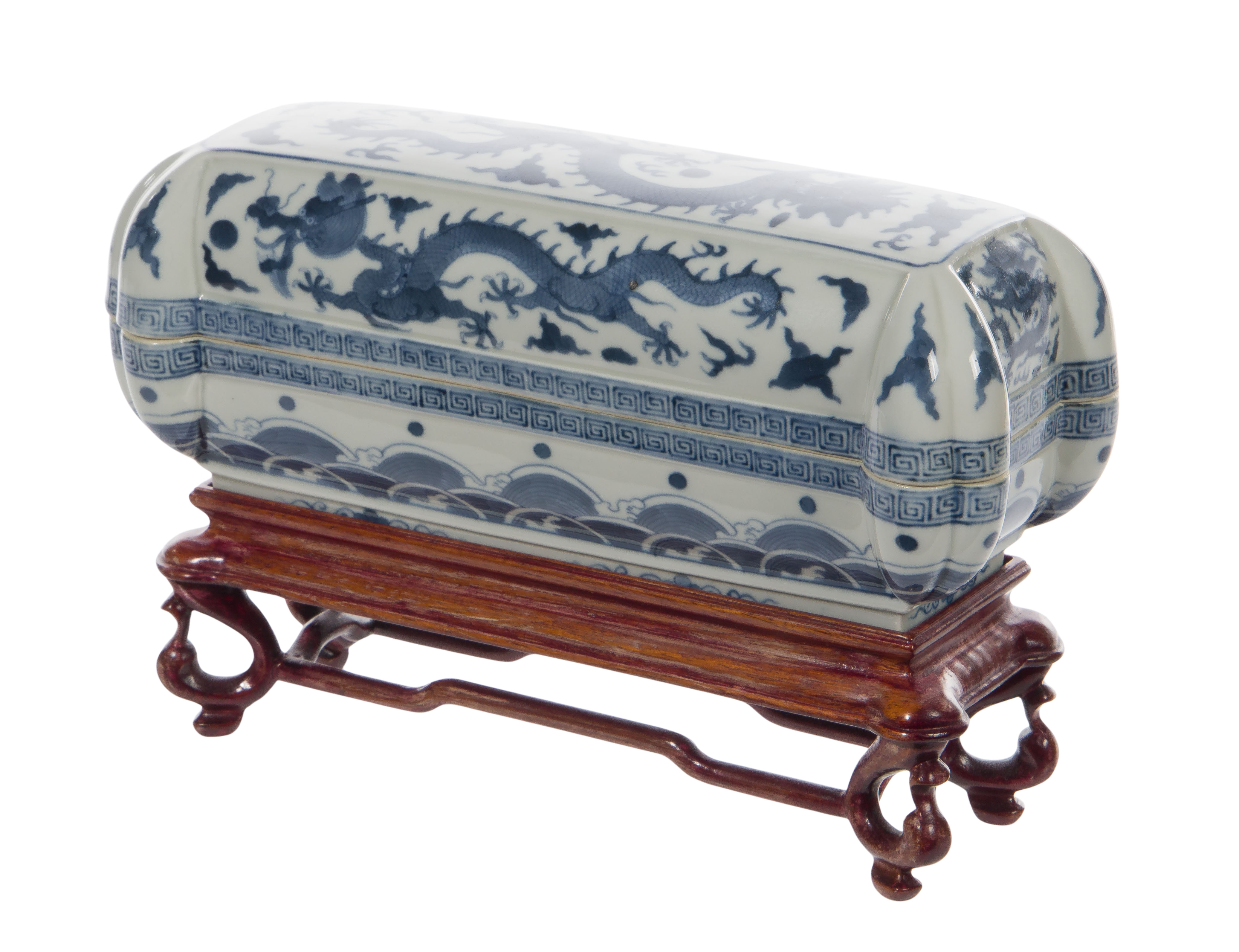 Chinese Ming Style Blue And White Porcelain Covered Box Auction