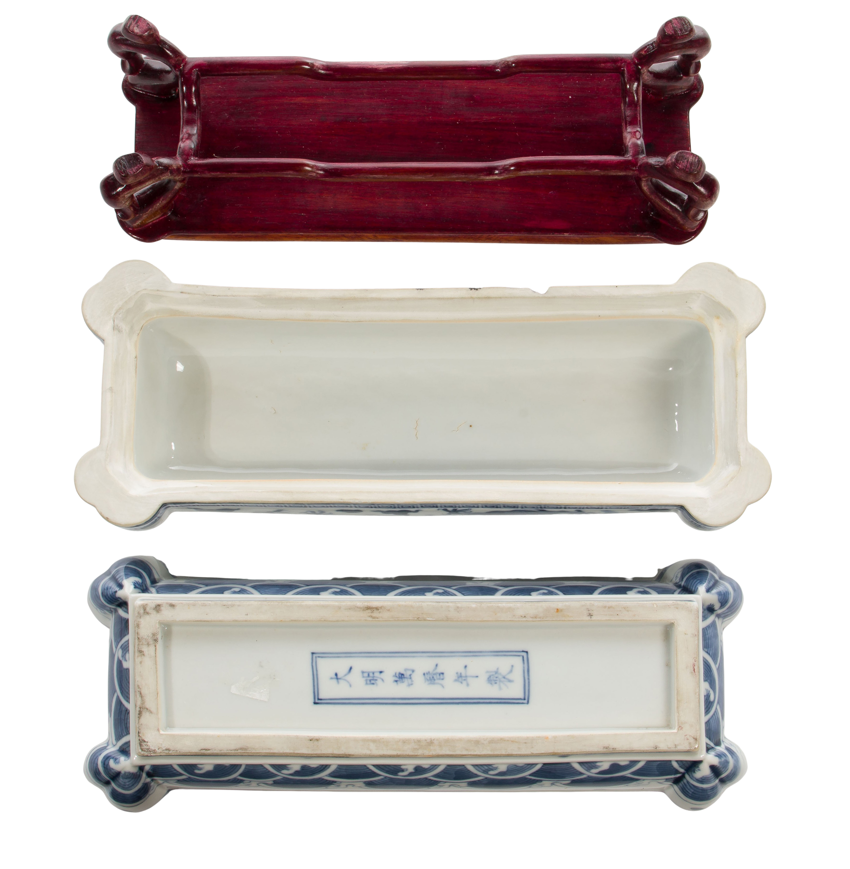 Chinese Ming Style Blue And White Porcelain Covered Box Auction