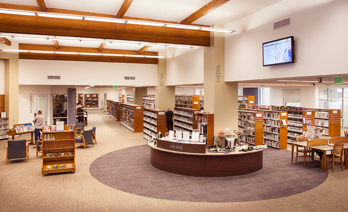 PHOT 221 F Studio Specialties (Location Work) Fullerton College