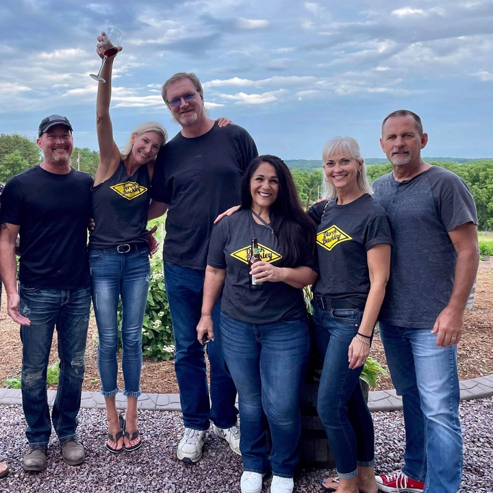 Derek Buckley New Glarus Tickets, Bailey's Run Vineyard May 07, 2022