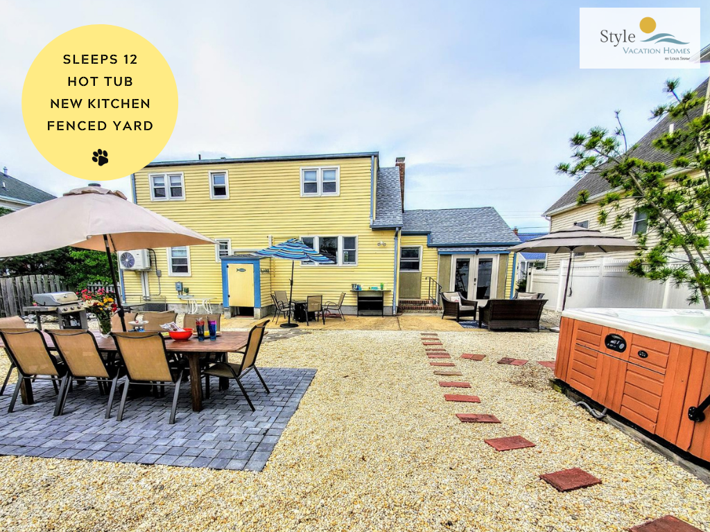 Style Vacation Homes by Louis Shaw