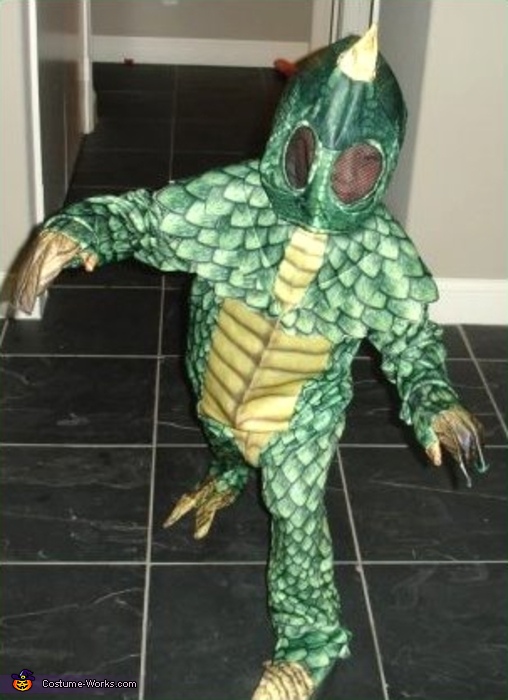 Sleestak, Land of the Lost character costume Photo 2/3