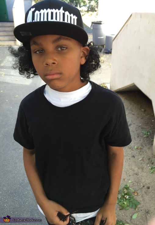 EazyE Costume Photo 3/3