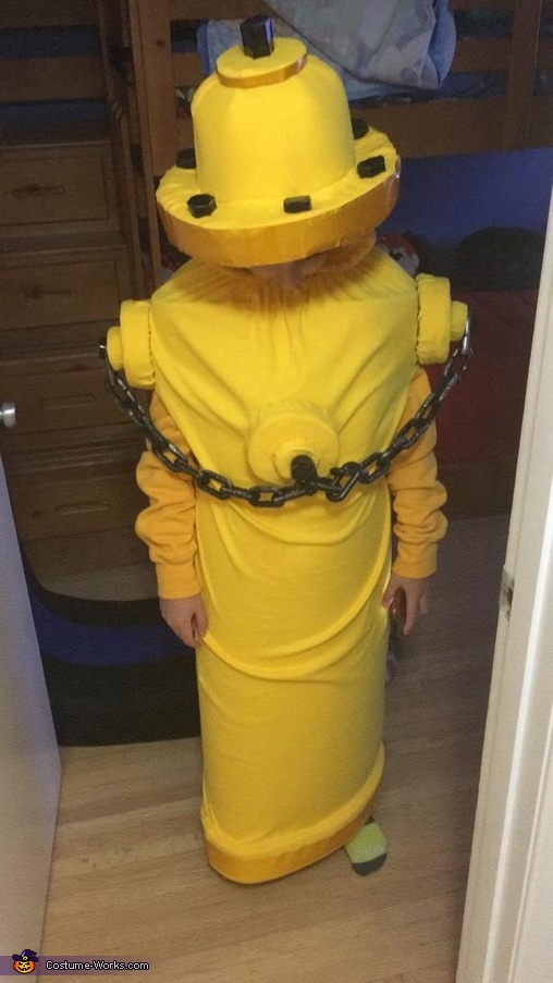 Fire Hydrant Costume Photo 2/7