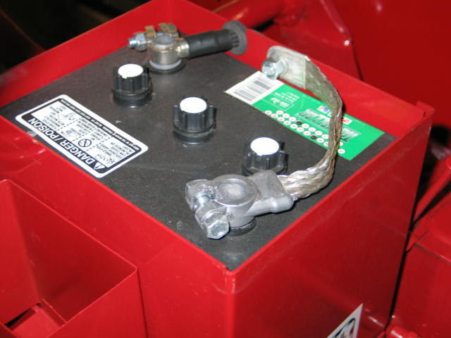 Battery box lid Farmall Cub