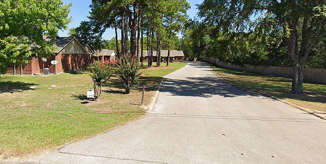 545 E 1st Street, Groveton, TX 75845