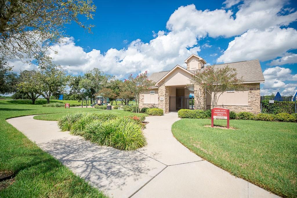 2214 Dovetail Park Lane, Rosenberg, TX 77469