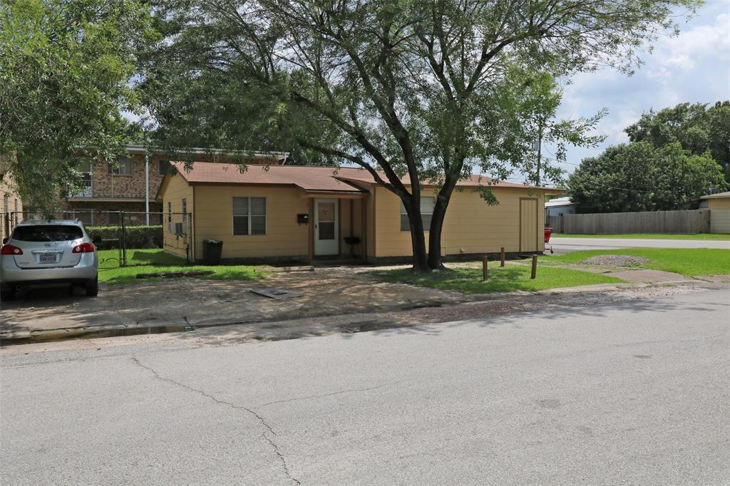 Shadrick Bogany 10302 Flaxman Street, Houston, TX 77029