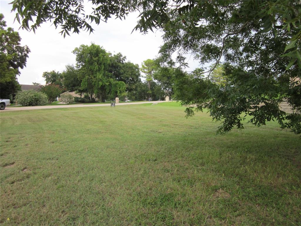 735 The Cliffs Court Court, Montgomery, TX 77356