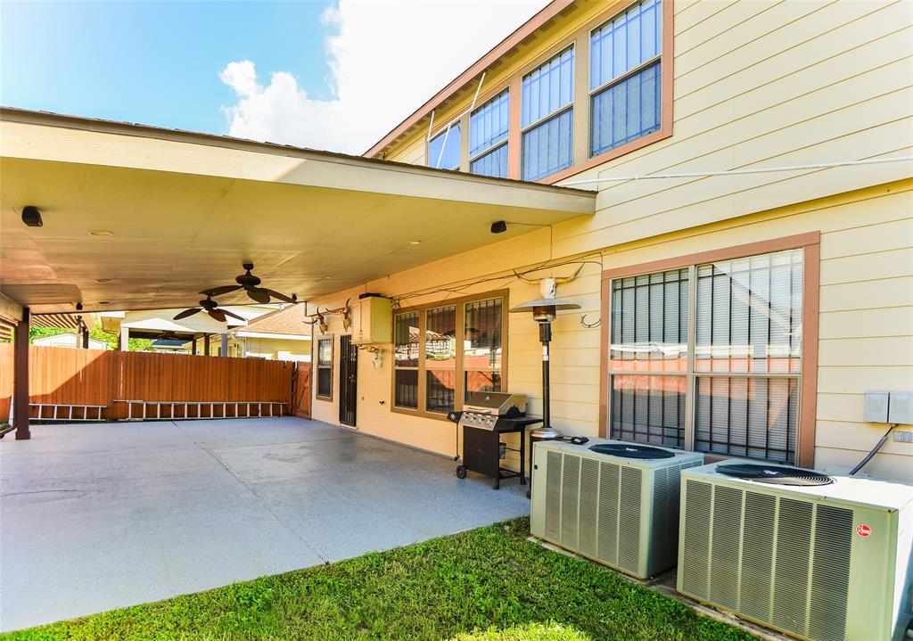 19415 Remington Wick Drive, Houston TX 77073