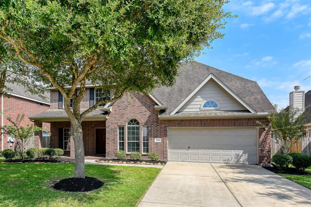 3823 Houston Lake Drive, Pearland, TX 77581