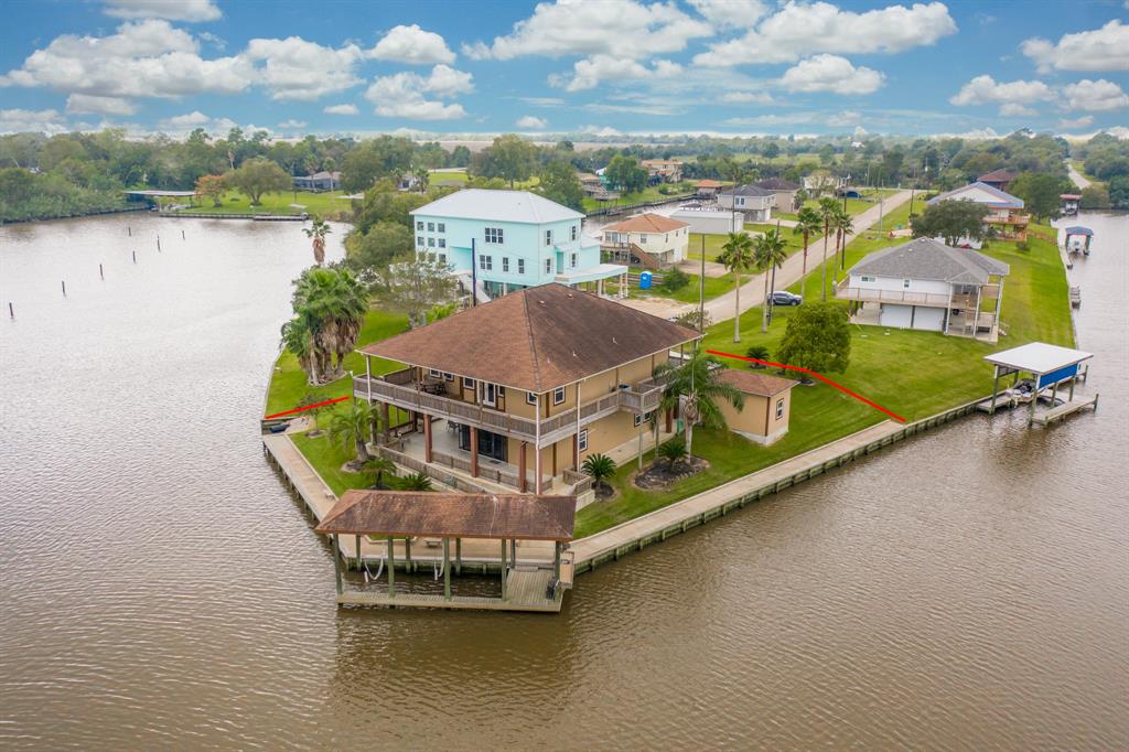 219 COUNTY ROAD 959, Liverpool, TX 77577